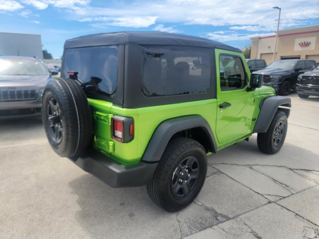 Used 2026 Jeep Wrangler Sport AWD/4WD image 5