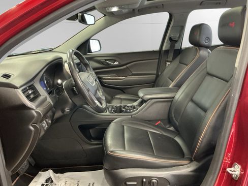 Used 2022 GMC Acadia AT4 w/ Preferred Package AWD/4WD image 9