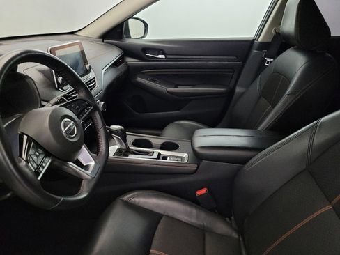 Used 2021 Nissan Altima 2.5 SR w/ SR Premium Package AWD/4WD image 17