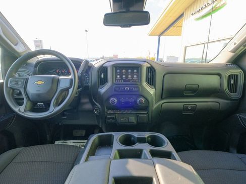 Used 2024 Chevrolet Silverado 3500 W/T image 31