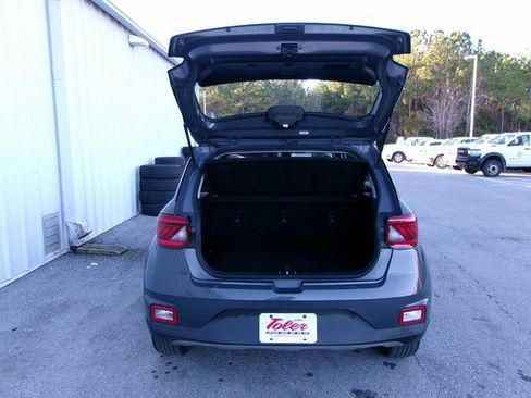 Used 2024 Hyundai Venue SEL FWD image 20