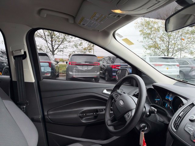 Used 2017 Ford Escape SE FWD image 34