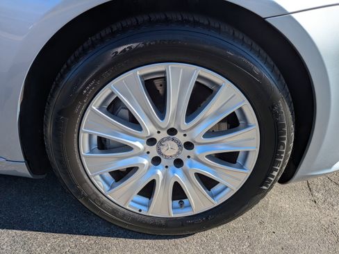 Used 2015 Mercedes-Benz S 550 Sedan image 12