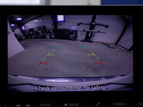 Used 2023 Nissan Rogue SV image 31