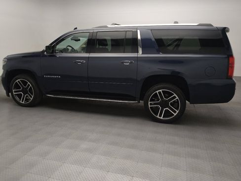 Used 2020 Chevrolet Suburban Premier AWD/4WD image 3