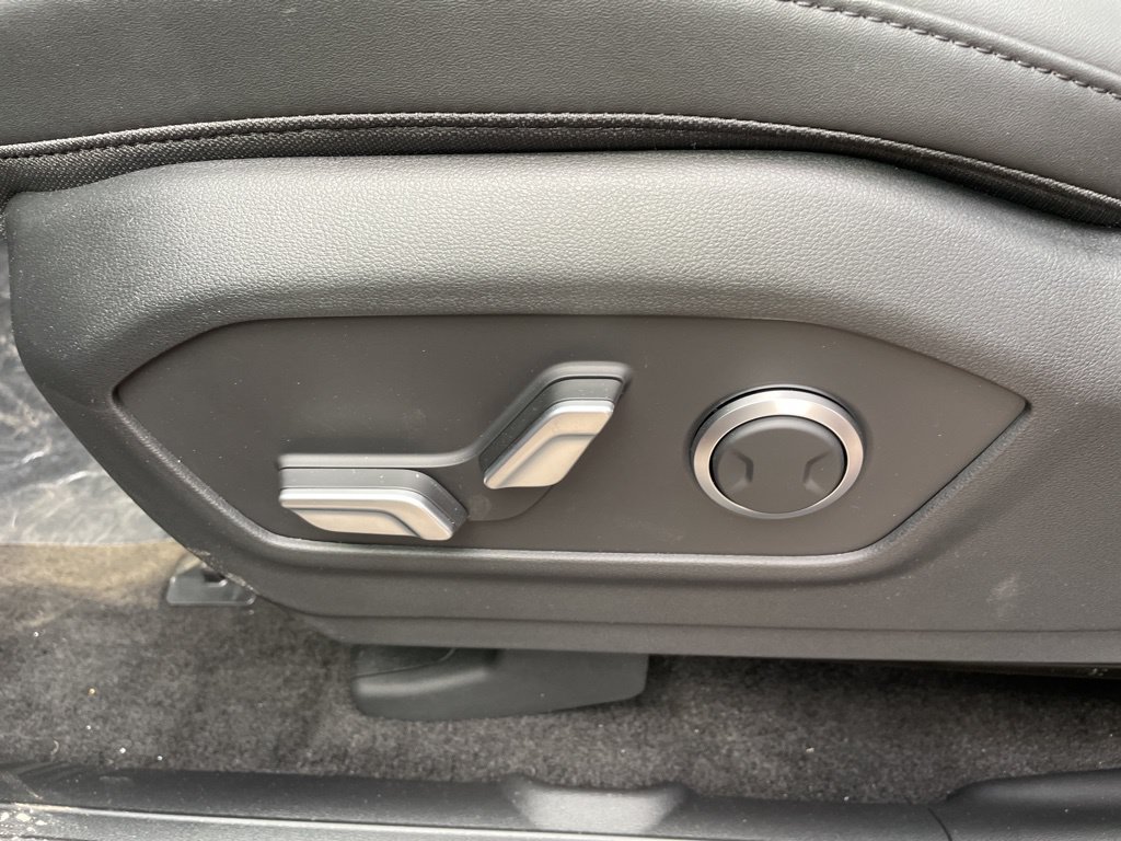 New 2026 Hyundai Santa Fe XRT AWD/4WD image 9