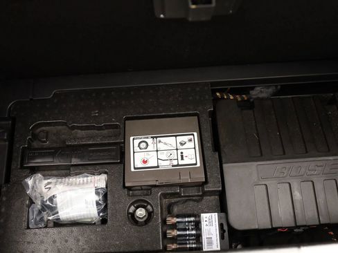 Used 2013 Porsche Panamera 4 Platinum Edition image 49