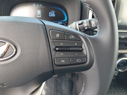 New 2026 Hyundai Venue SEL FWD image 29