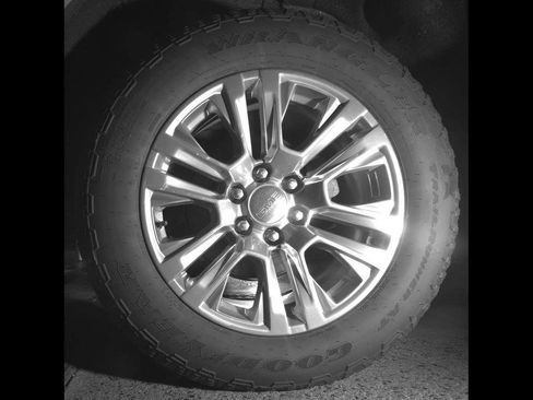 Certified 2019 GMC Sierra 1500 Denali w/ LPO, GMC Protection Package AWD/4WD image 38
