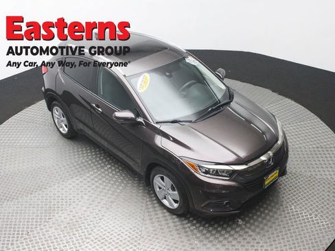 Used 2019 Honda HR-V EX image 3