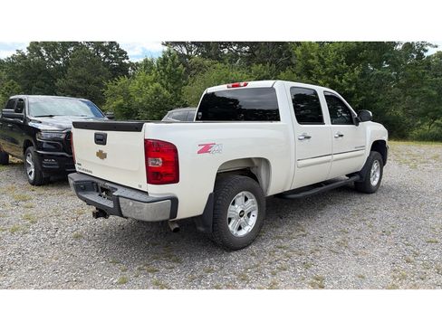 Used 2011 Chevrolet Silverado 1500 LT w/ All-Star Edition AWD/4WD image 3