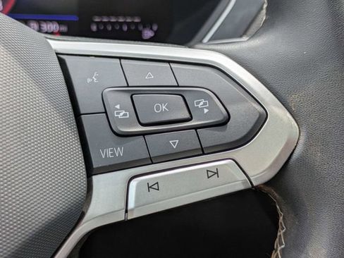 Certified 2024 Volkswagen Tiguan SE w/ Panoramic Sunroof Package FWD image 29