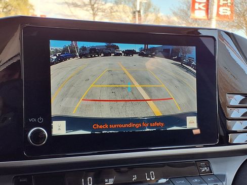 Used 2025 Toyota Camry LE image 18