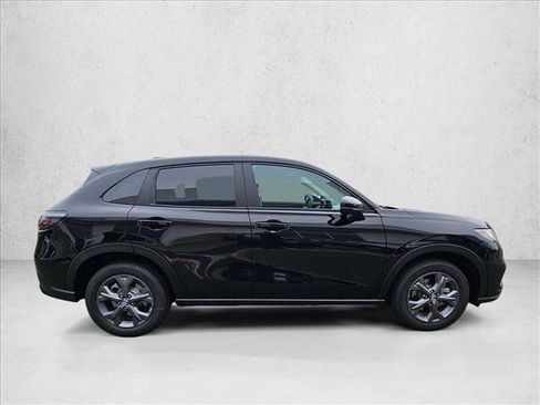 New 2026 Honda HR-V LX image 6