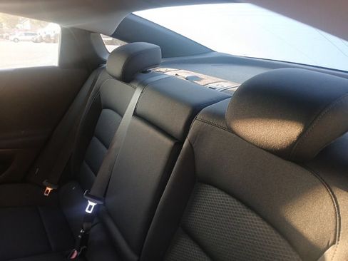 Used 2023 Chevrolet Malibu LT FWD image 16