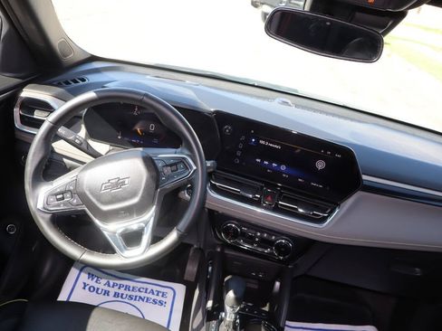 Used 2025 Chevrolet TrailBlazer ACTIV w/ Convenience Package AWD/4WD image 7