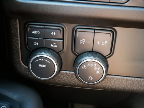 Used 2023 Chevrolet Tahoe RST AWD/4WD image 31