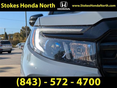 Certified 2024 Honda Ridgeline Black Edition image 10