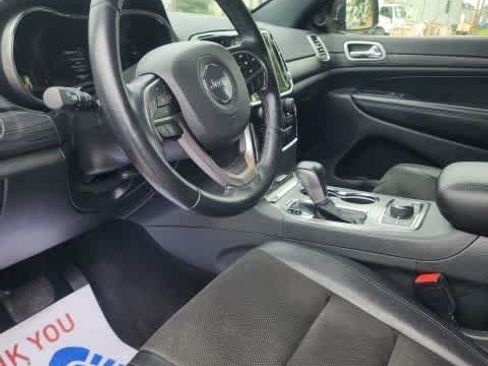Used 2022 Jeep Grand Cherokee Laredo X AWD/4WD image 29