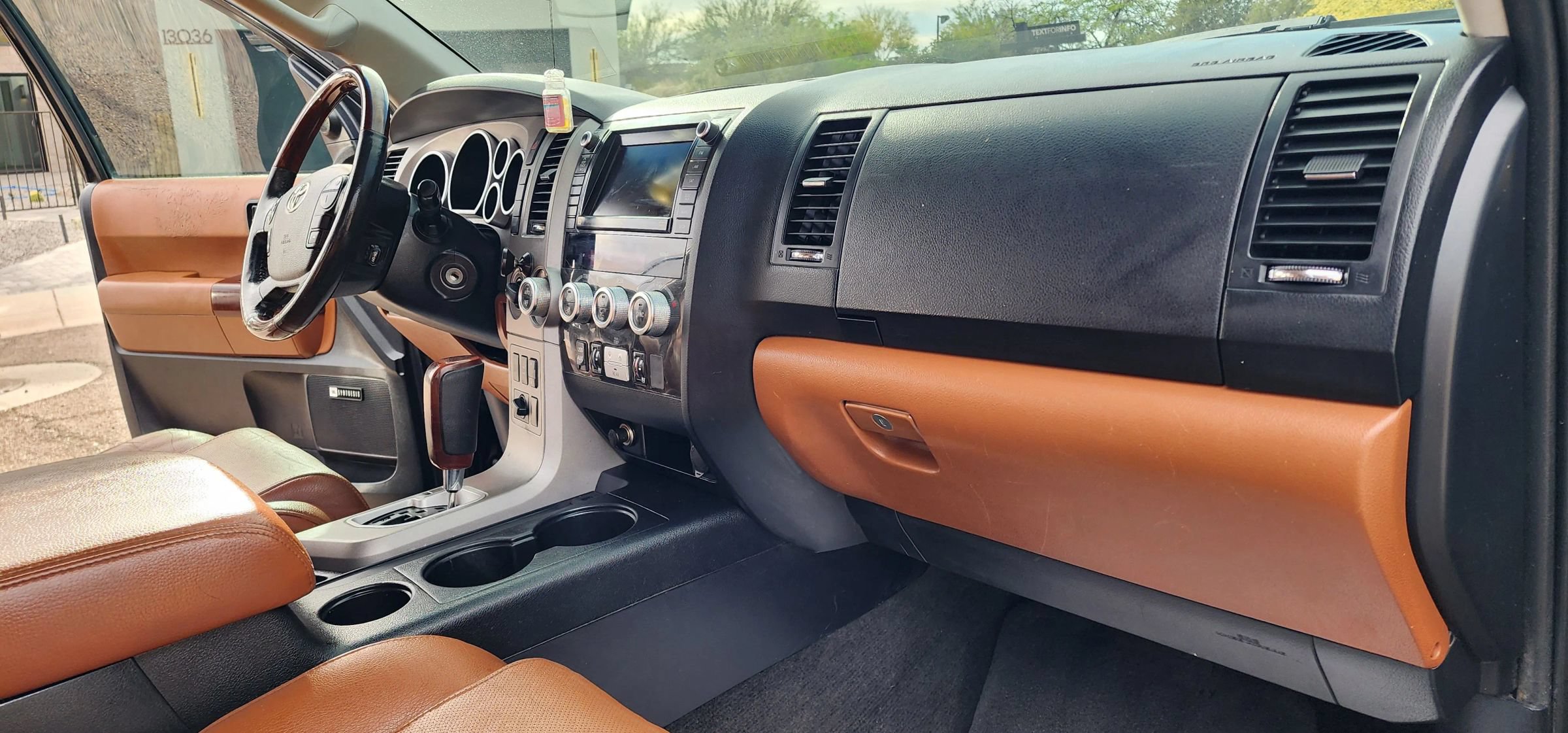 Used 2012 Toyota Sequoia Platinum AWD/4WD image 14