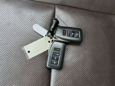 Used 2016 Lexus RX 350 AWD w/ Premium Package image 28