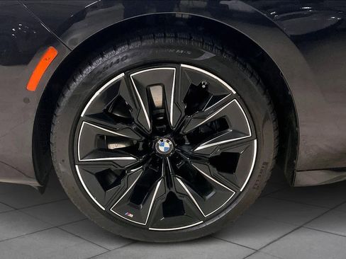 Used 2025 BMW 760i xDrive 760i xDrive image 11