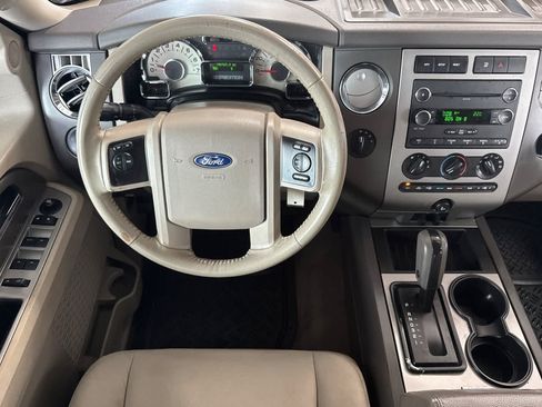 Used 2013 Ford Expedition XLT w/ HD Trailer Tow Pkg AWD/4WD image 16