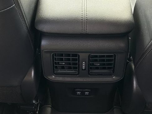 Used 2020 Toyota RAV4 Limited AWD/4WD image 30