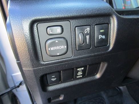 Used 2016 Toyota 4Runner Limited image 24