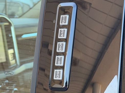 New 2026 Ford F250 Platinum w/ Platinum Plus Package AWD/4WD image 14