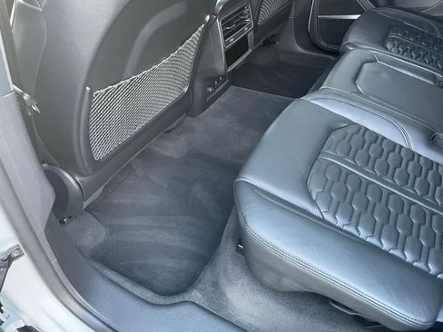 Used 2022 Audi RS Q8 4.0T image 36