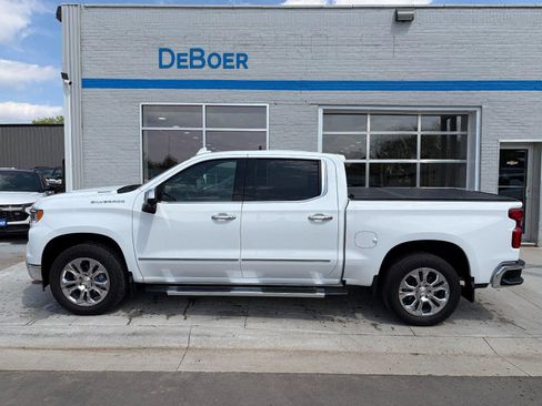 Used 2025 Chevrolet Silverado 1500 LTZ w/ Max Trailering Package AWD/4WD image 2