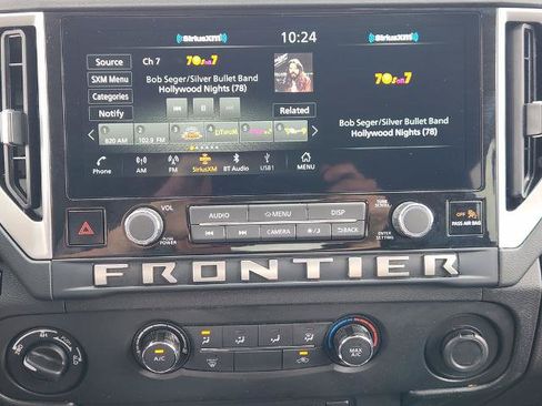 Certified 2025 Nissan Frontier SV AWD/4WD image 12