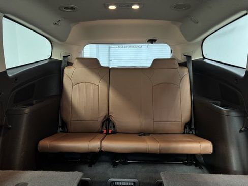 Used 2016 Chevrolet Traverse LTZ image 31