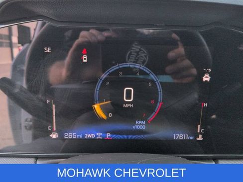 Certified 2025 Chevrolet TrailBlazer LT w/ Convenience Package AWD/4WD image 12