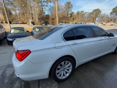 Used 2009 BMW 750Li image 12