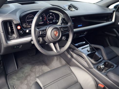New 2026 Porsche Cayenne E-Hybrid AWD/4WD image 4