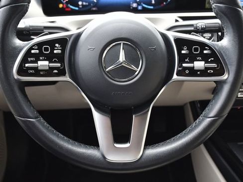 Used 2022 Mercedes-Benz A 220 image 7