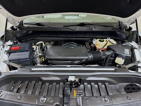 Used 2019 Chevrolet Silverado 1500 LT w/ Texas Edition RWD image 28