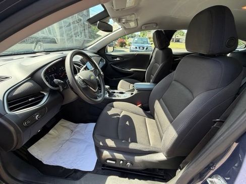 Used 2025 Chevrolet Malibu LT FWD image 10