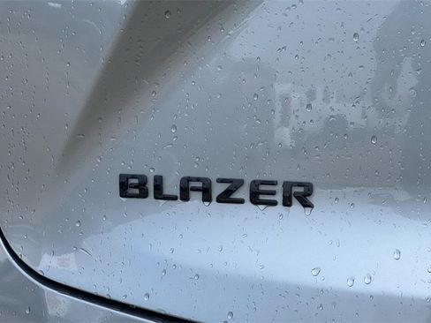 Used 2024 Chevrolet Blazer RS image 28