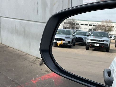 Used 2025 Toyota 4Runner SR5 image 19