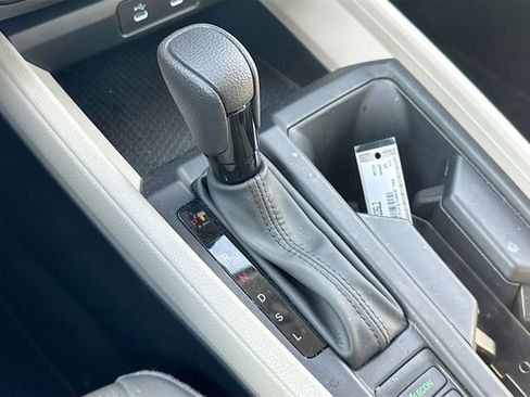 Certified 2025 Honda Accord LX image 15