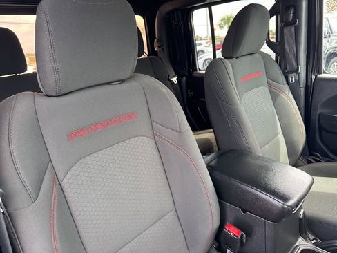 Used 2021 Jeep Gladiator Rubicon image 18