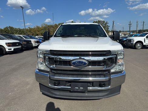 Certified 2021 Ford F250 XL w/ STX Appearance Package AWD/4WD image 2