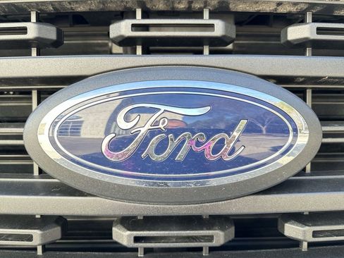 Used 2021 Ford F150 XL w/ Trailer Tow Package image 26