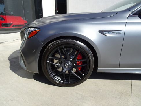Used 2018 Mercedes-Benz E 63 AMG S image 10