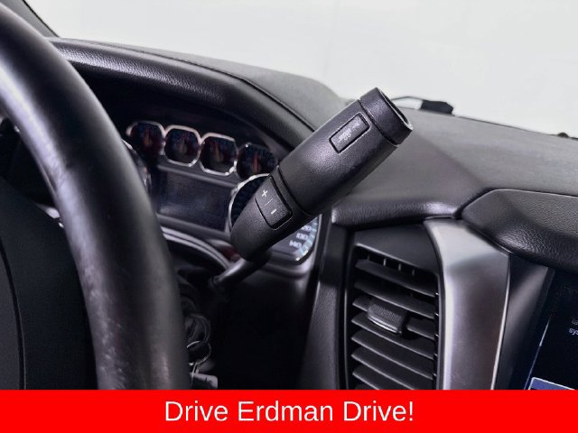 Used 2019 Chevrolet Suburban LT AWD/4WD image 17
