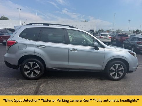 Used 2018 Subaru Forester 2.5i Limited AWD/4WD image 6