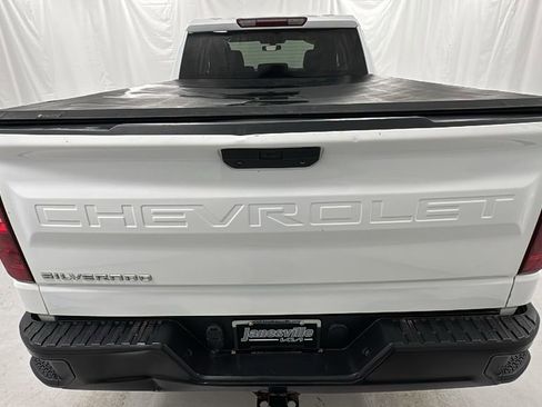 Used 2021 Chevrolet Silverado 1500 W/T w/ WT Value Package image 4